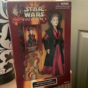 Hasbro Star Wars Queen Amidala Action Figure - Red and Black